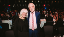 Les Jeunesses Musicales Canada rendent hommage à Peter Mendell